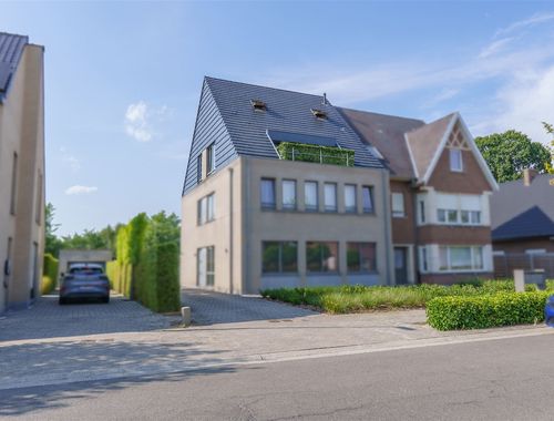                                         Duplex te huur in Schoonaarde, € 830
