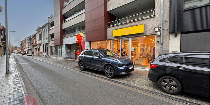 Bedrijfsvastgoed te koop in Marktstraat 30 bus 1, 8870 Izegem