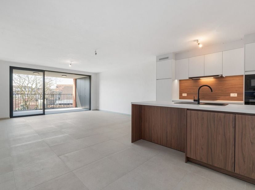 Nieuwbouwappartement met één slaapkamer, terras en ondergrondse autostaanplaats te koop in Zulte.<br />
Residentie Strohalm is een prestigieus nieuwbo
