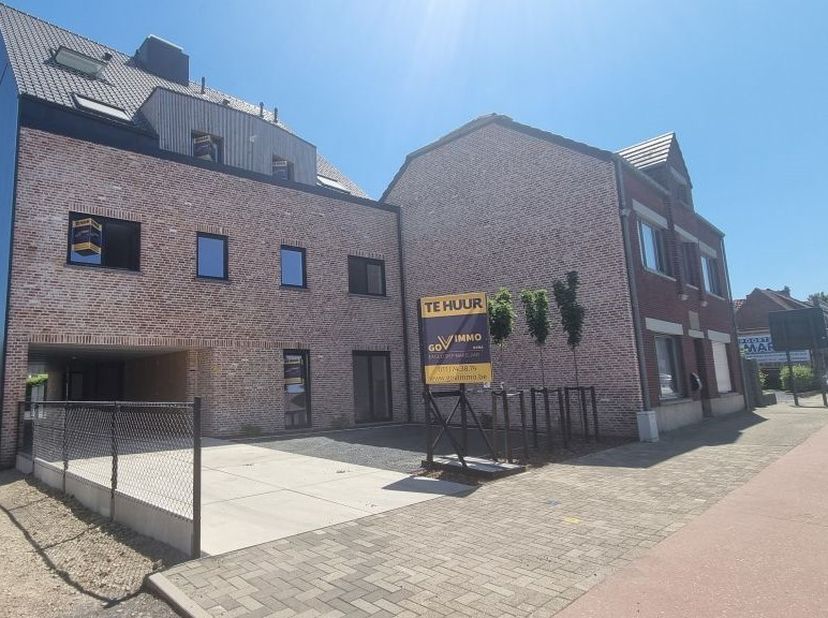 Te huur in Kortessem – Moderne nieuwbouwduplex met 2 slaapkamers en zonnig terras<br />
In de Opeindestraat nr. 12 te Kortessem bevindt zich dit prach