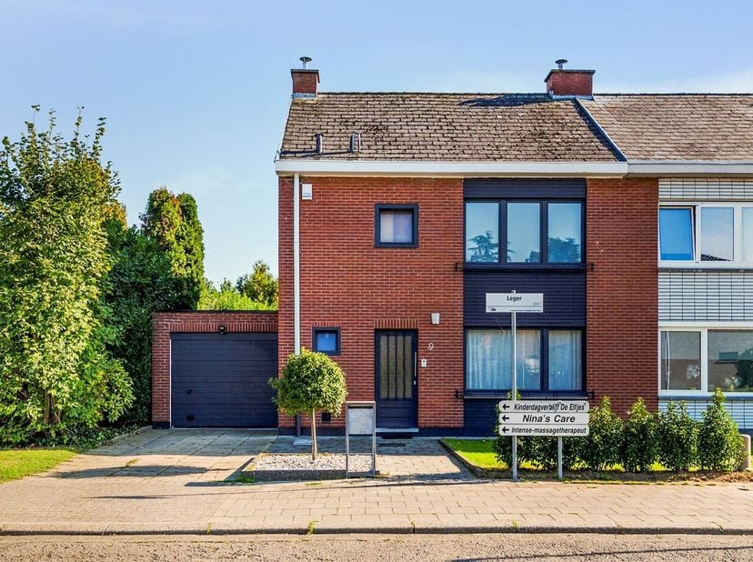 Huis te koop in Legerlaan 9,
                    2500 Lier