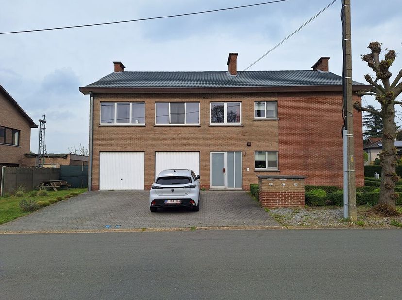 Vergunde meergezinswoning met 3 appartementen in Heusden-Zolder, interessant opbrengsteigendom!<br />
Op zoek naar een rendabele investering? Deze ver