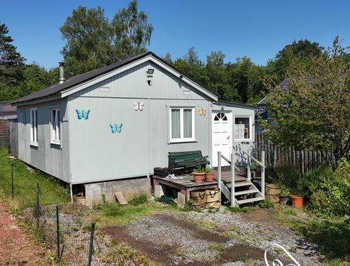                                         Chalet à vendre à Hastière-Lavaux, € 49.000
