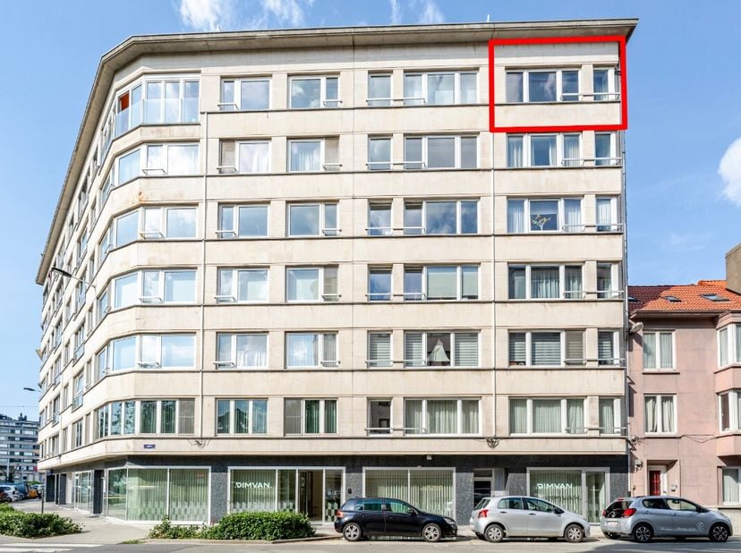 Appartement te koop
                    in 8400 Oostende