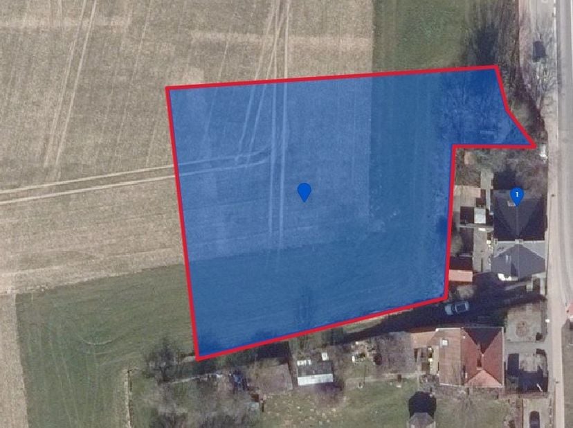 Hoger gelegen bouwgrond op 22 are 29 centiare met een West oriëntatie en genietend van&amp;nbsp; een wijds open zicht op achterliggende velden.<br />
Verk