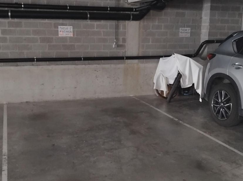 Garage te huur in Strandlaan 307,
                    8670 Sint-Idesbald