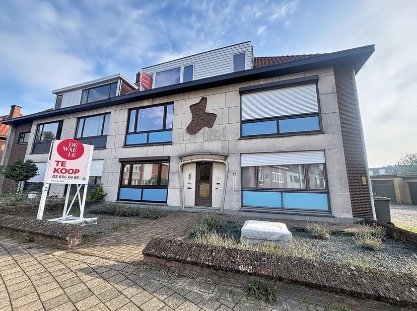 Appartement te koop in Oblatenlaan 13 bus 0001,
                    2950 Kapellen