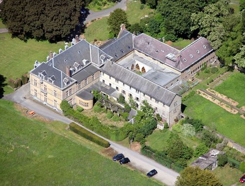                                         Andere te koop in Saint-Gérard, € 1.400.000
