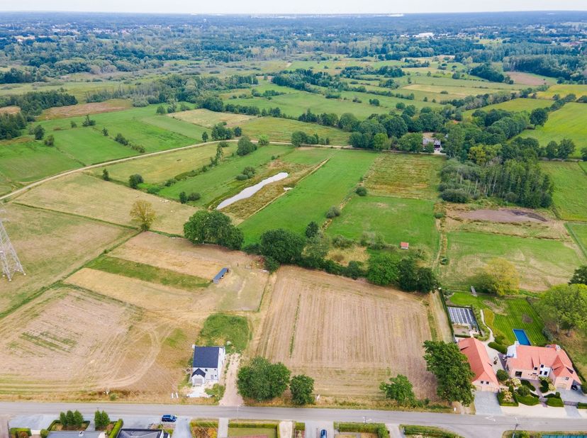 Terrain à vendre
                    à 2491 Olmen