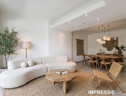                                         Appartement à vendre à Berchem, € 265.000
