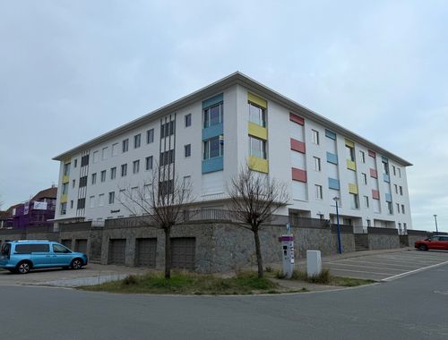                                         Appartement à louer à Oostduinkerke, € 1.100
