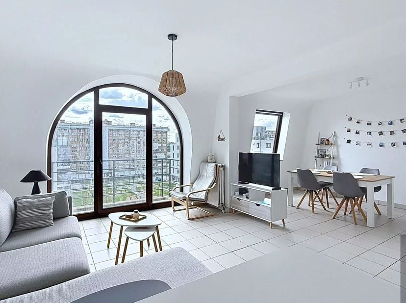 Appartement te koop in ,
                    7100 La Louvière