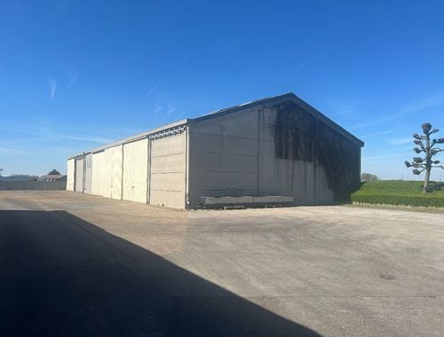                                         Opslagplaats te huur in Passendale, € 400
