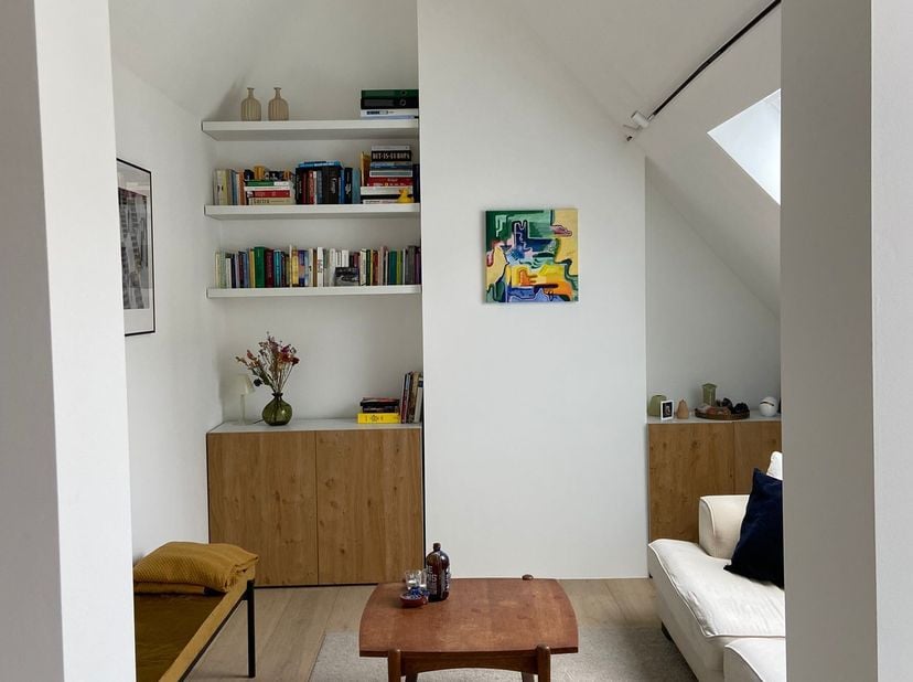 Deze komt vrij. <br />
In een klein gebouw waar rust belangrijk is.<br />
Adresinschrijving gevraagd.<br />
Bij interesse ...stuur een whatsapp naar 0