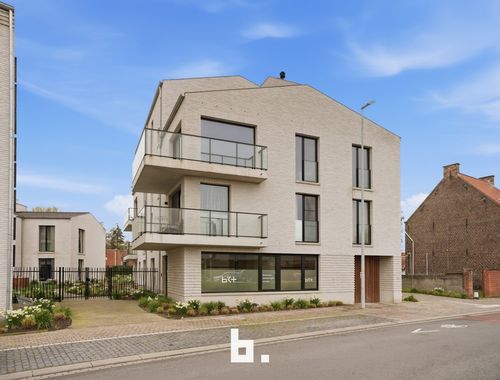                                         Bureaux à vendre à Roeselare, € 399.000
