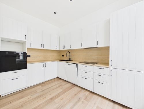                                         Appartement à louer à Bruxelles, € 1.500
