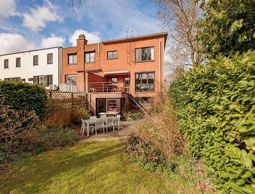                                         Bel-étage à vendre à Kontich, € 422.000
