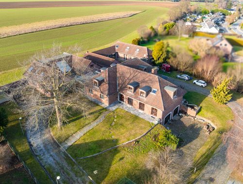                                         Maison à vendre à Houtain-Saint-Siméon, € 1.150.000
