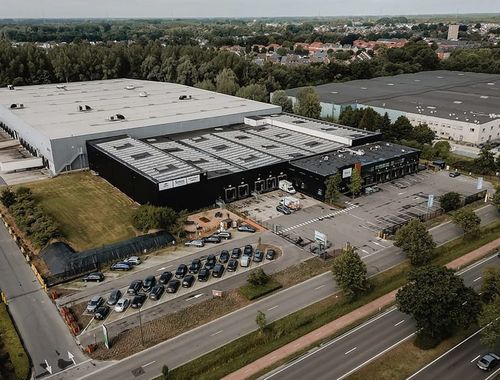                                         Bedrijfsgebouw te huur in Bornem, € 43.605
