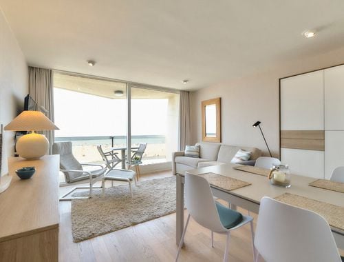                                         Studio te huur in Oostende, € 915

