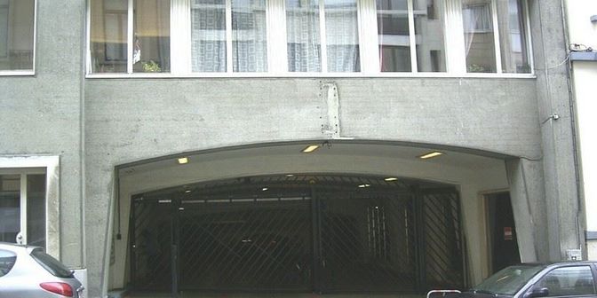 Garage te huur in Rue du Beau Site 26, 1050 Elsene