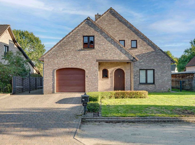 Maison à vendre à Genebroekstraat 39,
                    3581 Beverlo