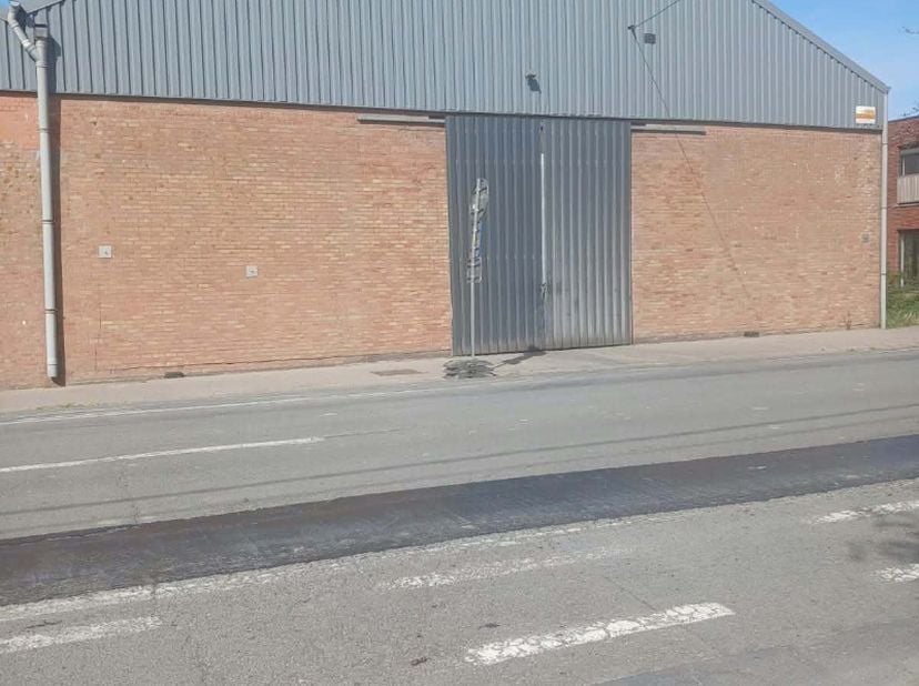 Bedrijfsvastgoed te huur in Schoorbakkestraat 16 bus B,
                    8600 Pervijze