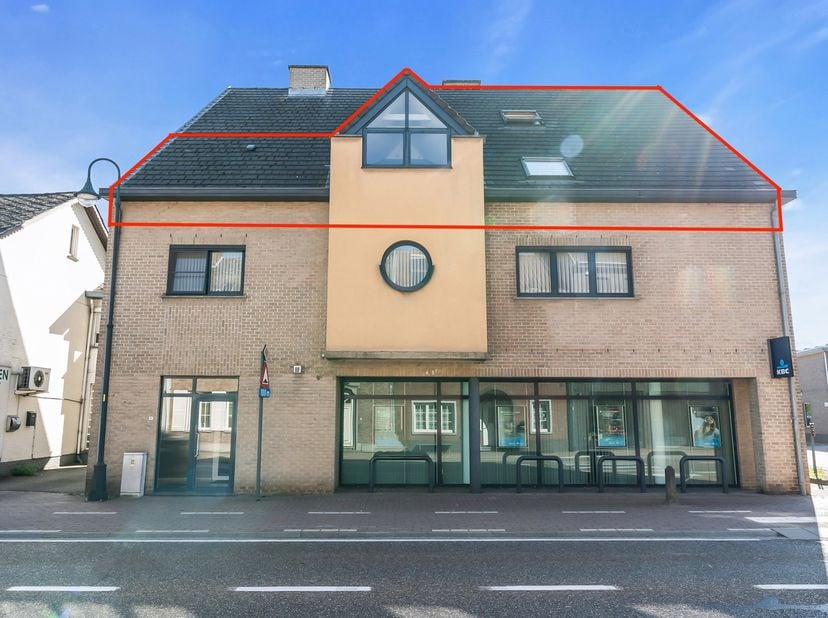 Appartement te koop in G. Gezellelaan 11 bus 3,
                    3550 Heusden