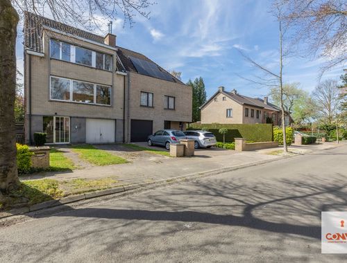                                         Bel-étage à vendre à Wondelgem, € 399.000
