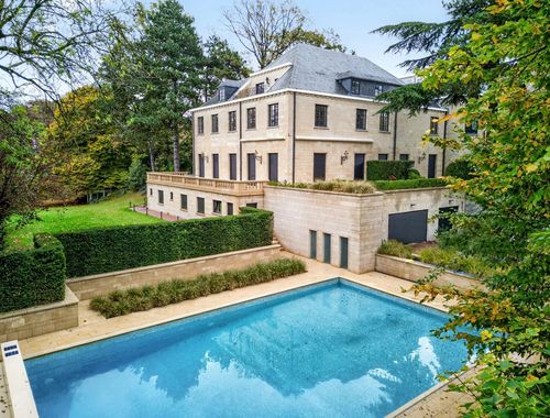                                         Maison de ville à vendre à Forest, € 6.500.000
