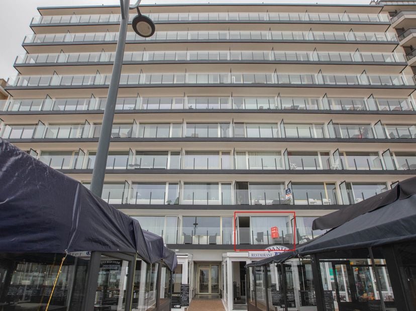 Appartement te koop in Zeedijk 135 bus F16,
                    8370 Blankenberge