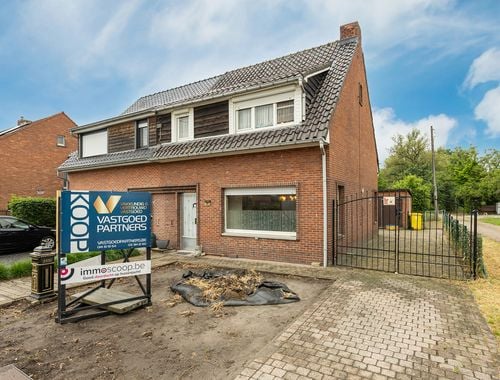                                         Maison à vendre à Oud-Turnhout, € 249.000
