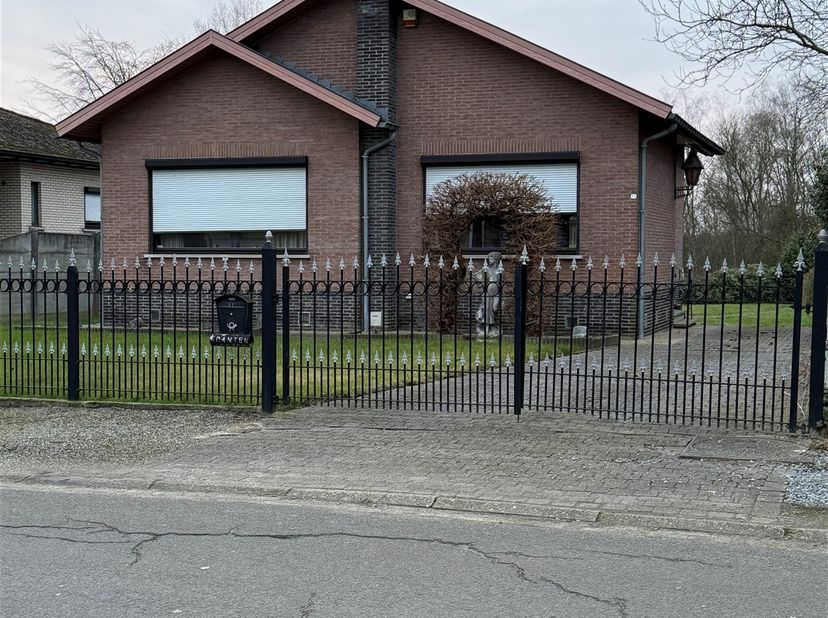 Charmante propriété dans un emplacement de choix à Aarschot<br />
<br />
Cette charmante maison, située dans un endroit privilégié à Aarschot, est en