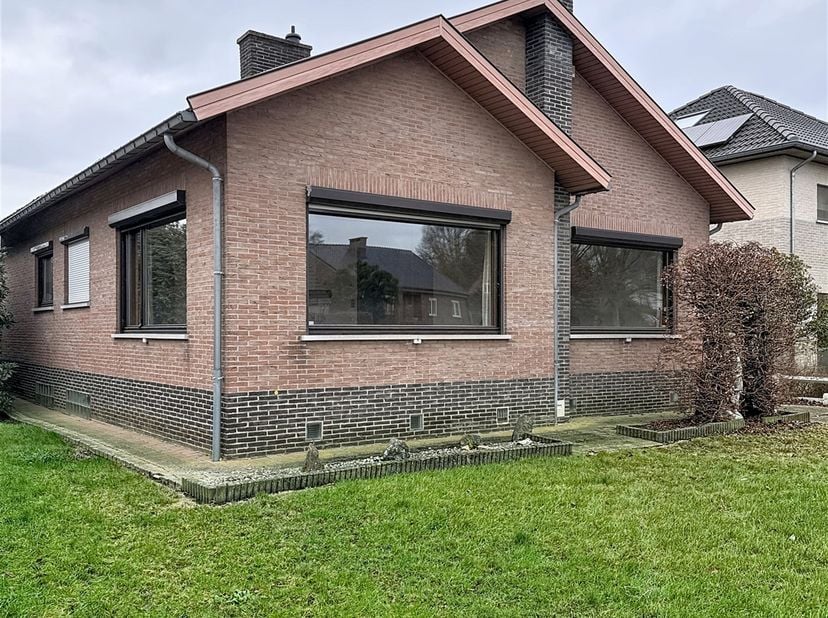 Charmante propriété dans un emplacement de choix à Aarschot<br />
<br />
Cette charmante maison, située dans un endroit privilégié à Aarschot, est en