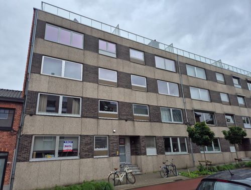                                         Gelijkvloers app. te huur in Hasselt, € 760
