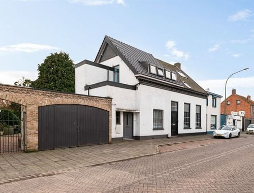                                         Eengezinswoning te koop in Baarle-Hertog, € 325.000
