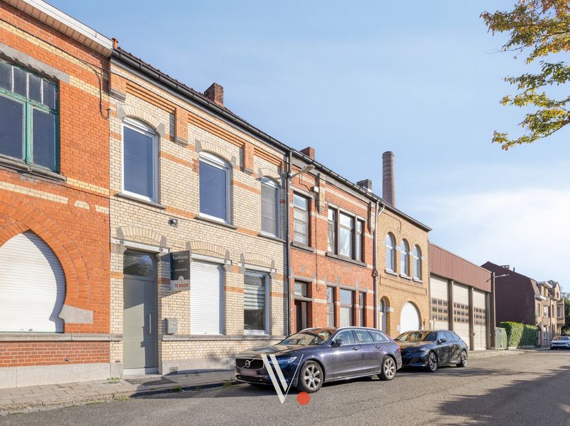 Huis te koop in Vredestraat 18,
                    8870 Izegem