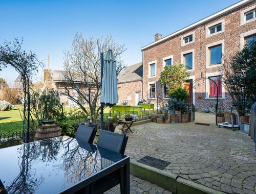                                         Maison à vendre à Lixhe, € 385.000
