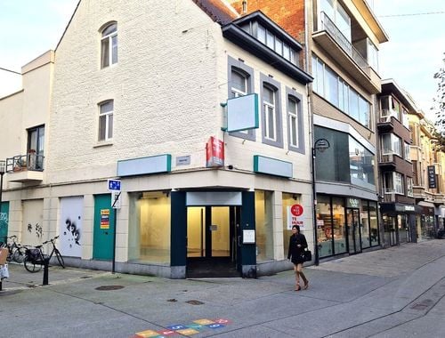                                         Bien commercial à louer à Hasselt, € 6.500
