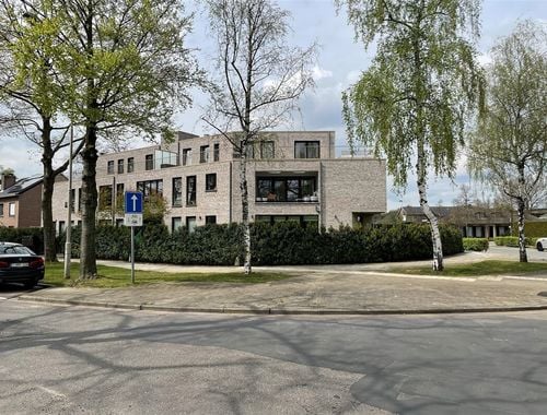                                         Appartement à louer à Ekeren, € 1.195
