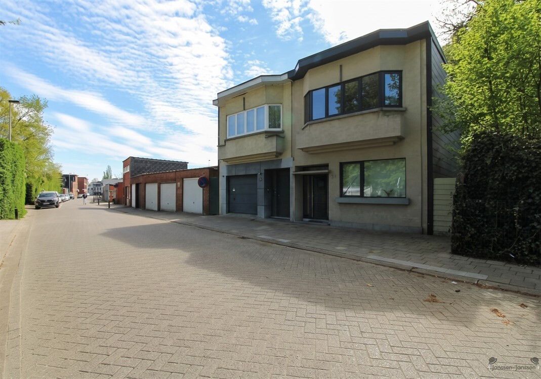 Huis te koop