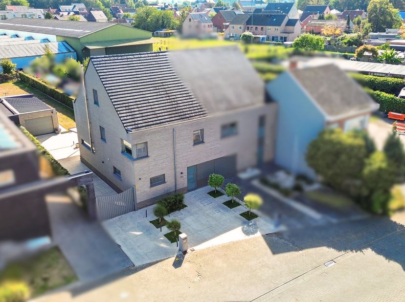 Huis te koop in Vredestraat 4 bus B,
                    9220 Hamme