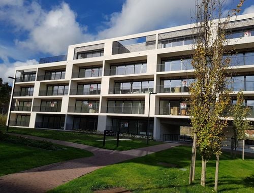                                         Appartement à louer à Eeklo, € 885

