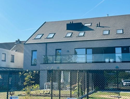                                         Appartement te huur in Nieuwerkerken, € 830
