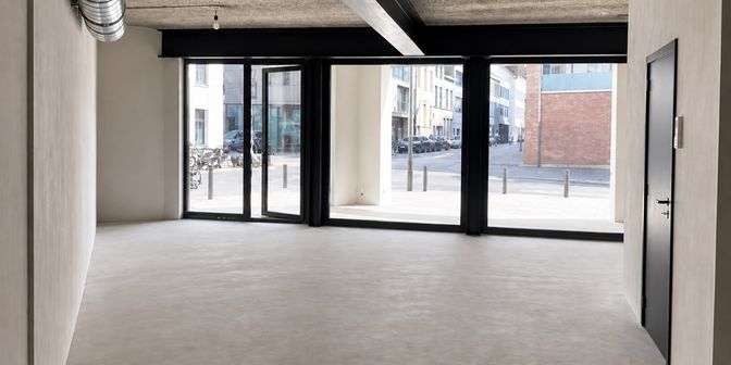 Bedrijfsvastgoed te huur in Bredastraat 77, 2060 Antwerpen