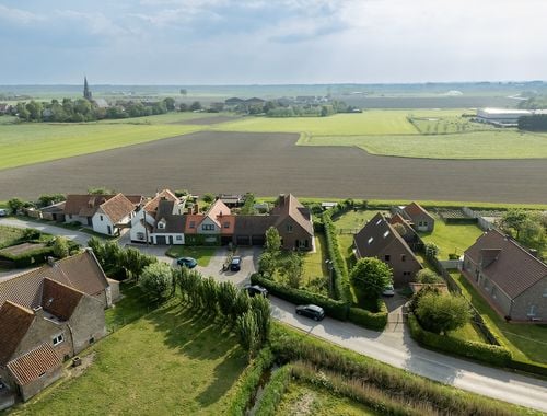                                        Villa te koop in Zuienkerke, € 490.000
