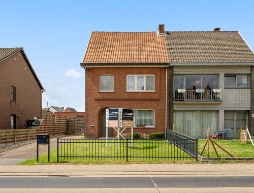                                         Maison à vendre à Westmeerbeek, € 365.000
