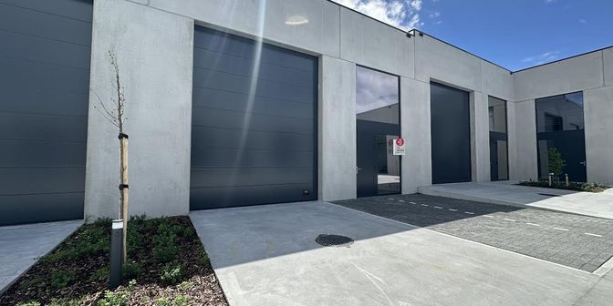 Bedrijfsvastgoed te huur in Kruiskalsijdestraat 6, 8900 Ieper