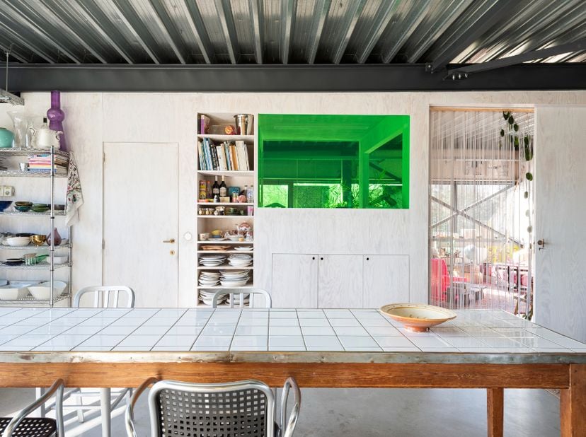Bedrijfsvastgoed te koop in Schuurstraat 74A,
                    9040 Sint-Amandsberg