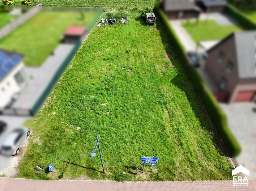 Bouwgrond voor open bebouwing op 10are 17ca met een zonnige oriëntatie en groen verzicht, rustig en toch centraal gelegen in Wijer. Voor meer info, ga